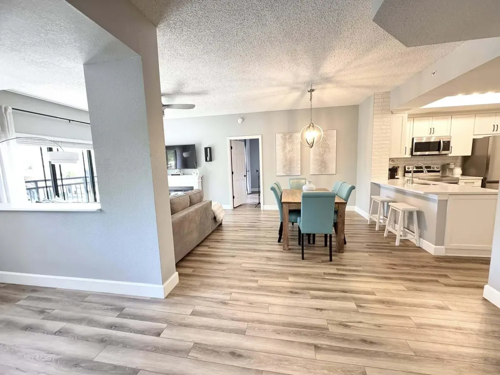 2808 Amalei Drive Palm Beach Gardens FL 33410