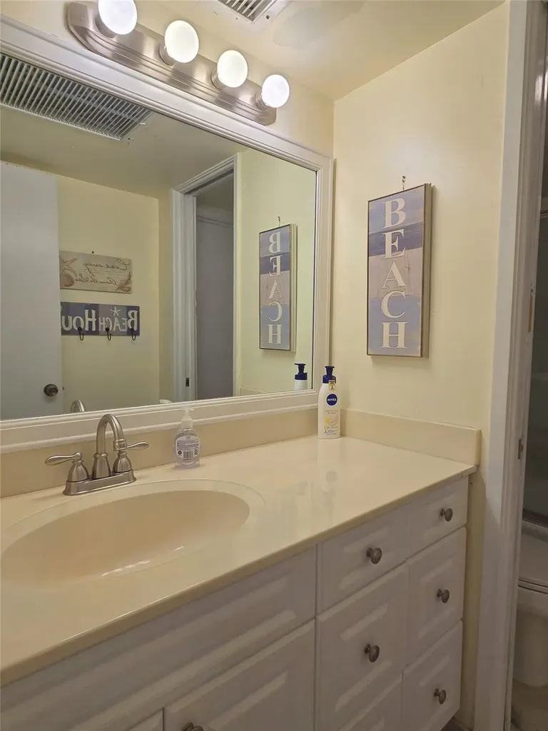 1161 Hillsboro Mile Hillsboro Beach FL 33062