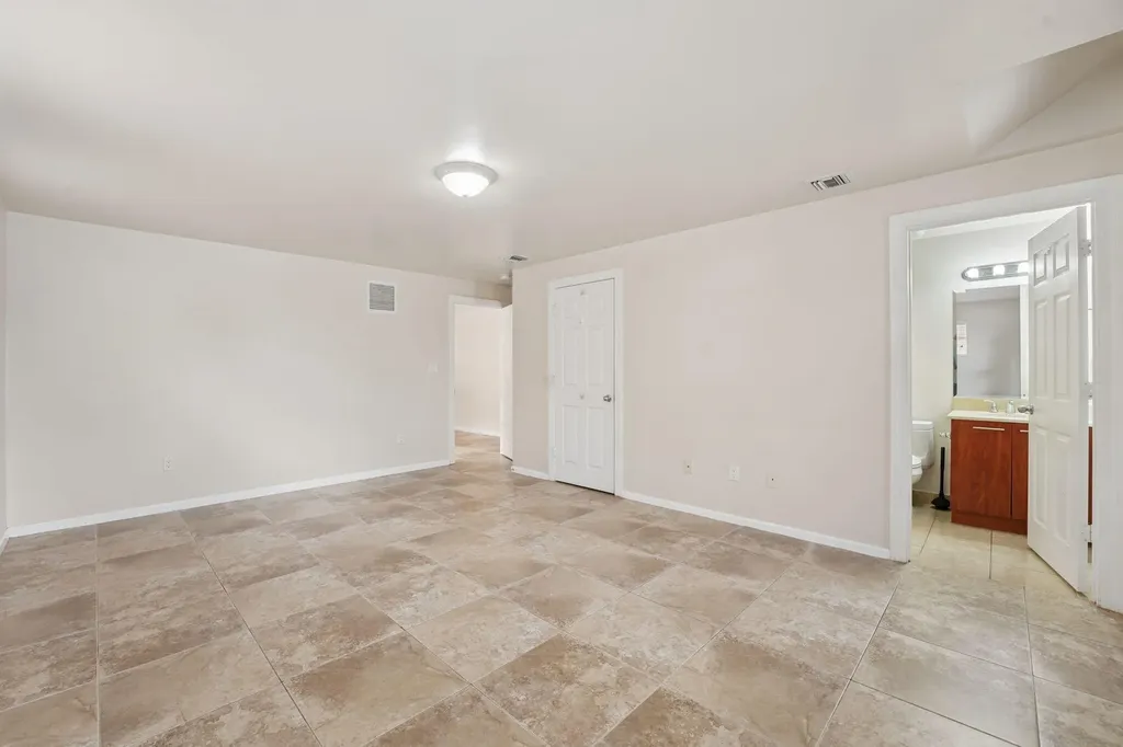 819 SW 7th Avenue Fort Lauderdale FL 33315