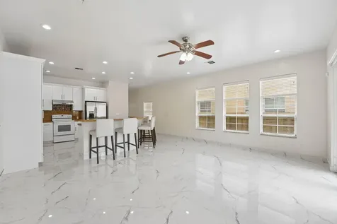 819 SW 7th Avenue Fort Lauderdale FL 33315