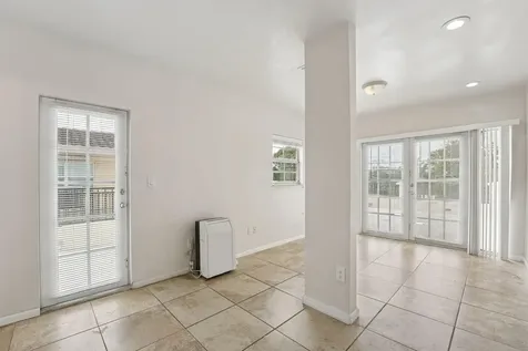 819 SW 7th Avenue Fort Lauderdale FL 33315