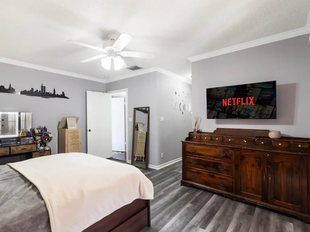 517 SE 27th Terrace Boynton Beach FL 33435
