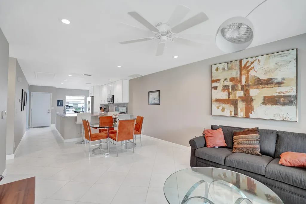 8620 Chevy Chase Drive Boca Raton FL 33433