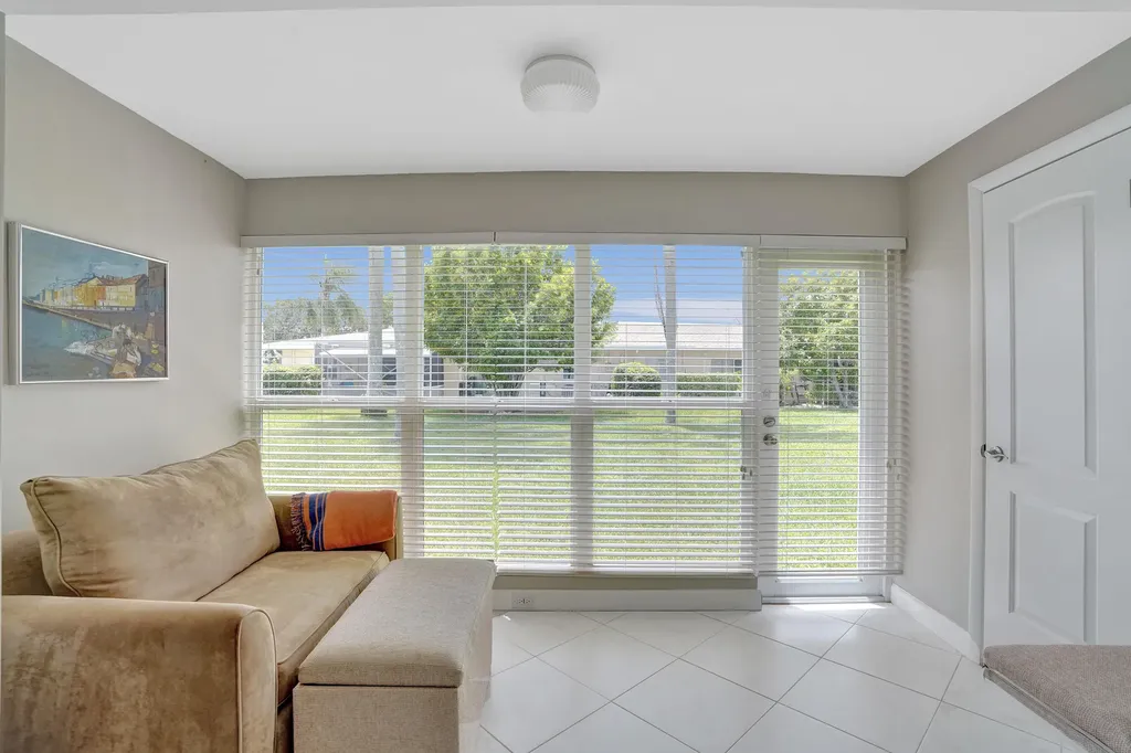 8620 Chevy Chase Drive Boca Raton FL 33433
