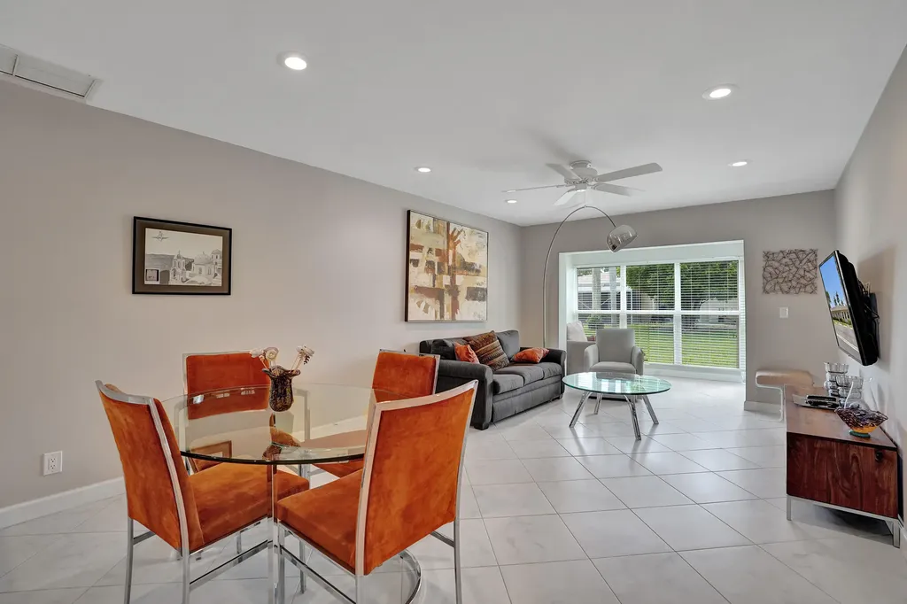 8620 Chevy Chase Drive Boca Raton FL 33433