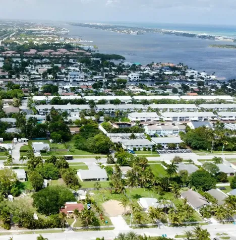 647 NE 9th Avenue Boynton Beach FL 33435