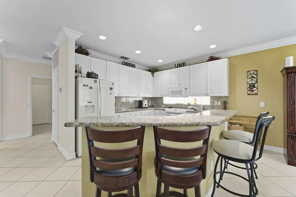 8492 Breezy Oak Way Boynton Beach FL 33473