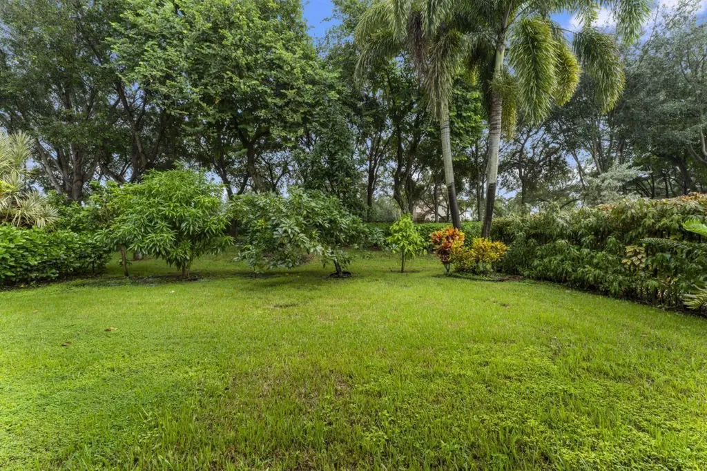 8492 Breezy Oak Way Boynton Beach FL 33473