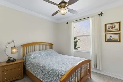 8492 Breezy Oak Way Boynton Beach FL 33473