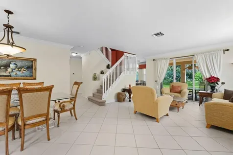 8492 Breezy Oak Way Boynton Beach FL 33473