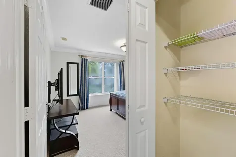 8492 Breezy Oak Way Boynton Beach FL 33473