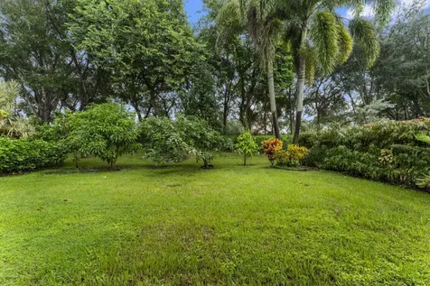 8492 Breezy Oak Way Boynton Beach FL 33473