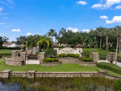 8492 Breezy Oak Way Boynton Beach FL 33473