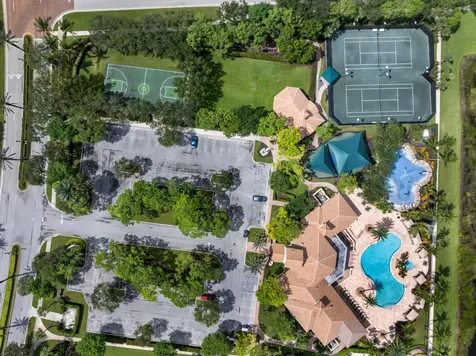 8492 Breezy Oak Way Boynton Beach FL 33473