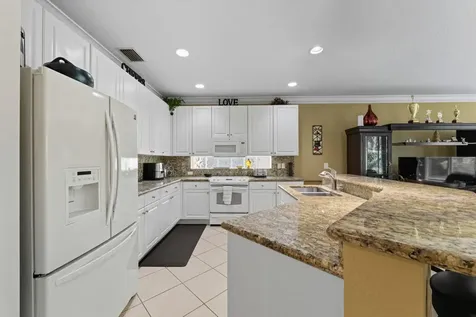 8492 Breezy Oak Way Boynton Beach FL 33473