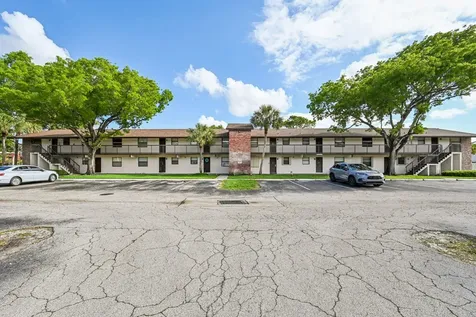 6001 Shakerwood Circle Tamarac FL 33319