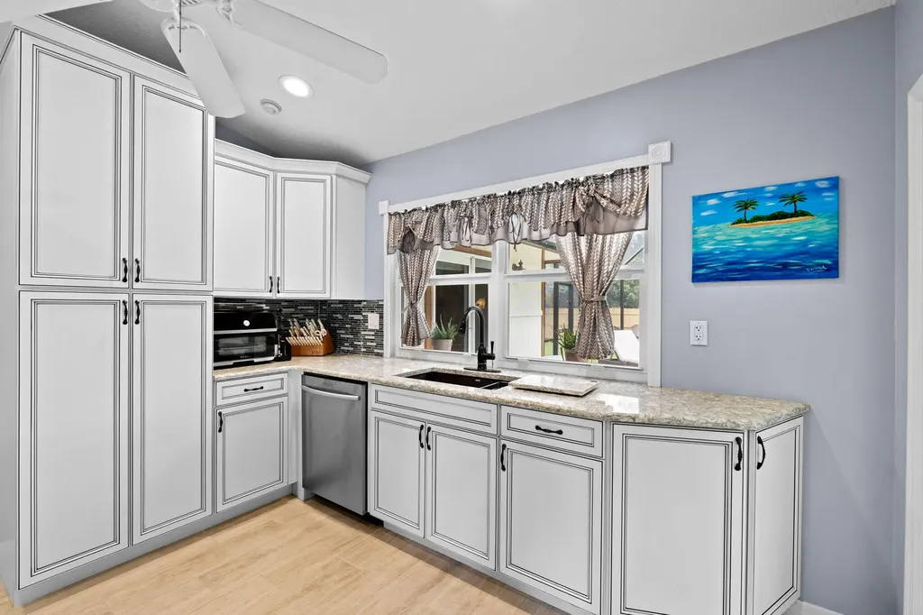 21 Whispering Oaks Circle West Palm Beach FL 33411