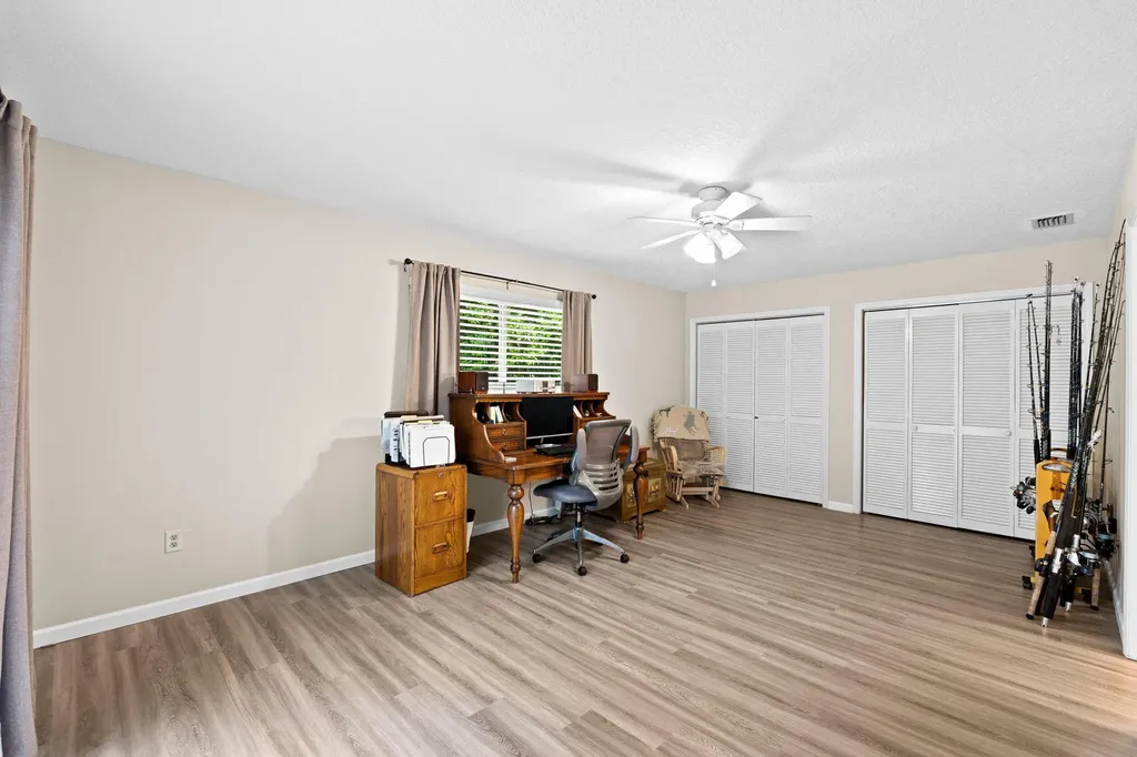 21 Whispering Oaks Circle West Palm Beach FL 33411