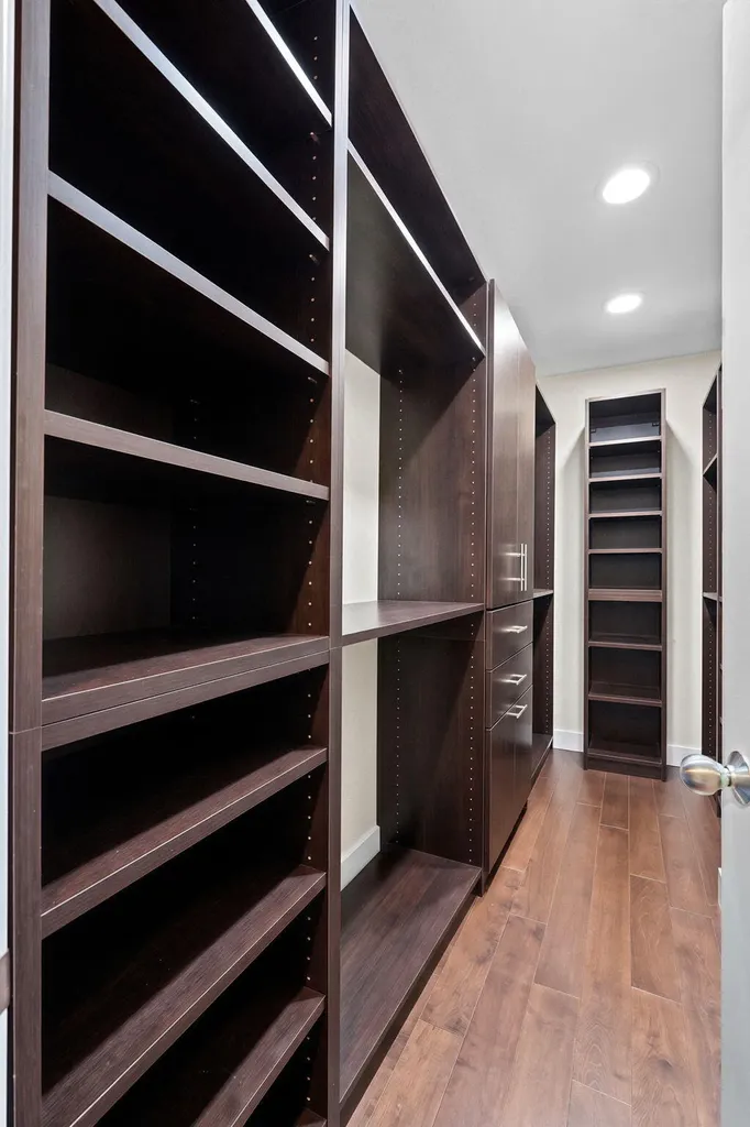21 Whispering Oaks Circle West Palm Beach FL 33411