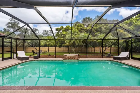 21 Whispering Oaks Circle West Palm Beach FL 33411
