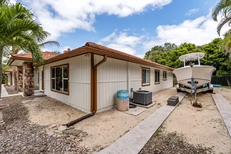 21 Whispering Oaks Circle West Palm Beach FL 33411