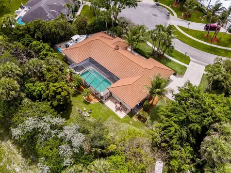 21 Whispering Oaks Circle West Palm Beach FL 33411