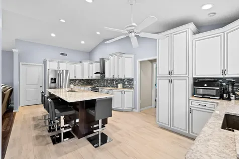 21 Whispering Oaks Circle West Palm Beach FL 33411
