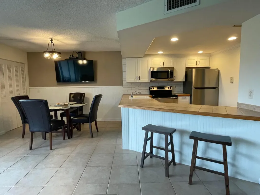 1605 S Us Highway 1 Jupiter FL 33477