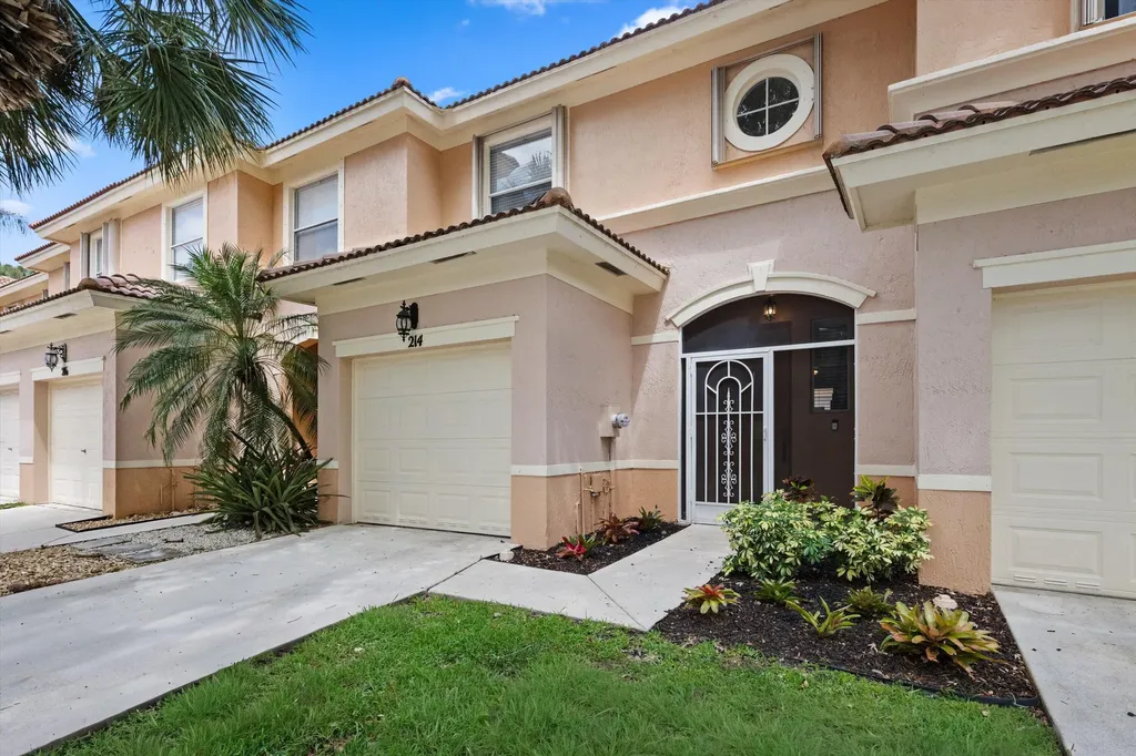 214 River Bluff Lane Royal Palm Beach FL 33411