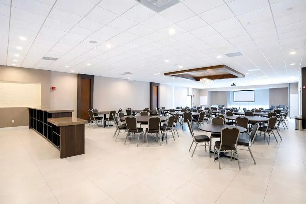3675 N Country Club Drive Aventura FL 33180