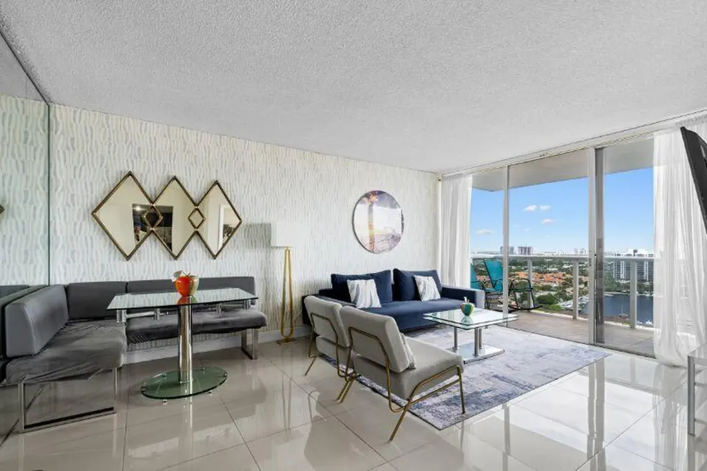 3675 N Country Club Drive Aventura FL 33180