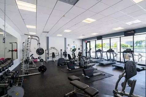 3675 N Country Club Drive Aventura FL 33180