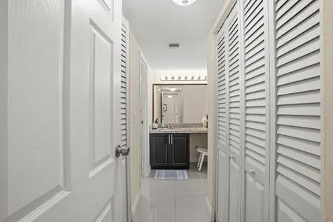 3675 N Country Club Drive Aventura FL 33180