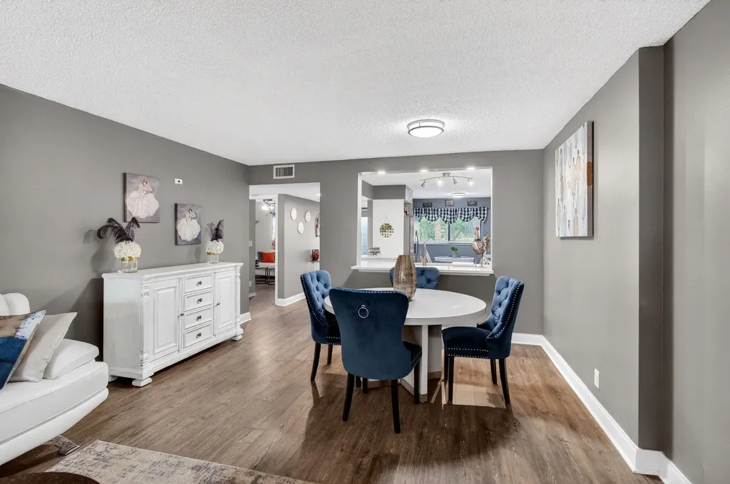 5550 Witney Drive Delray Beach FL 33484