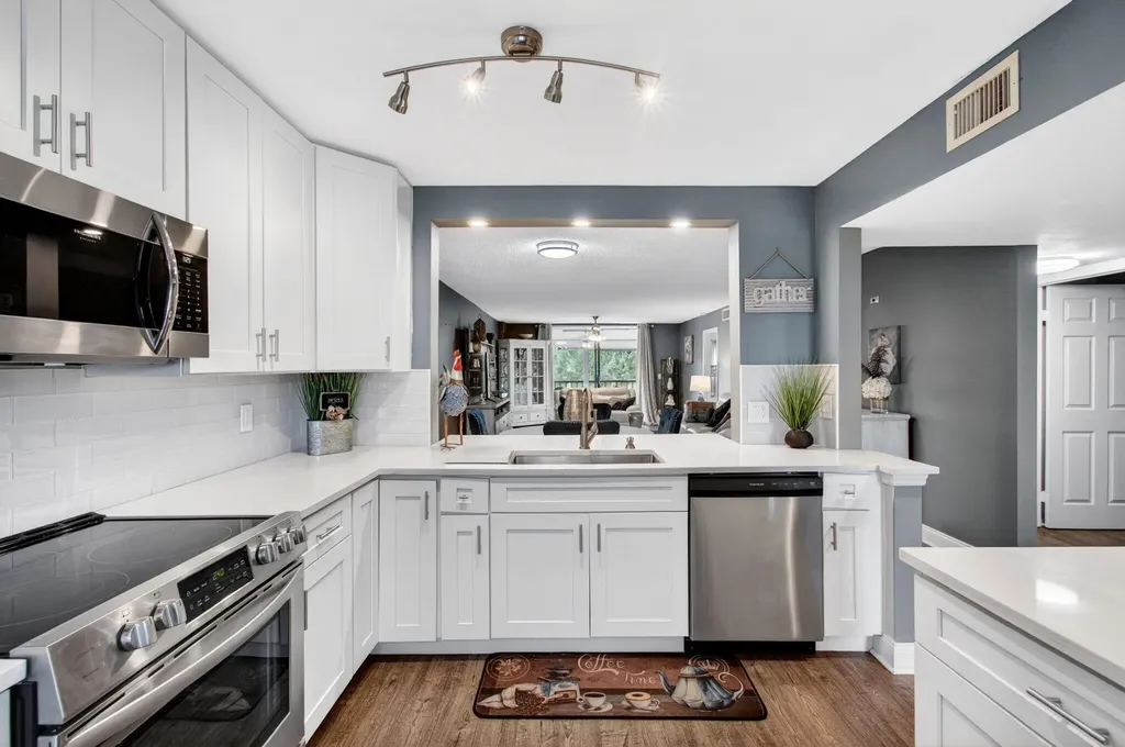 5550 Witney Drive Delray Beach FL 33484