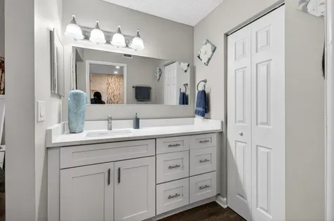 5550 Witney Drive Delray Beach FL 33484