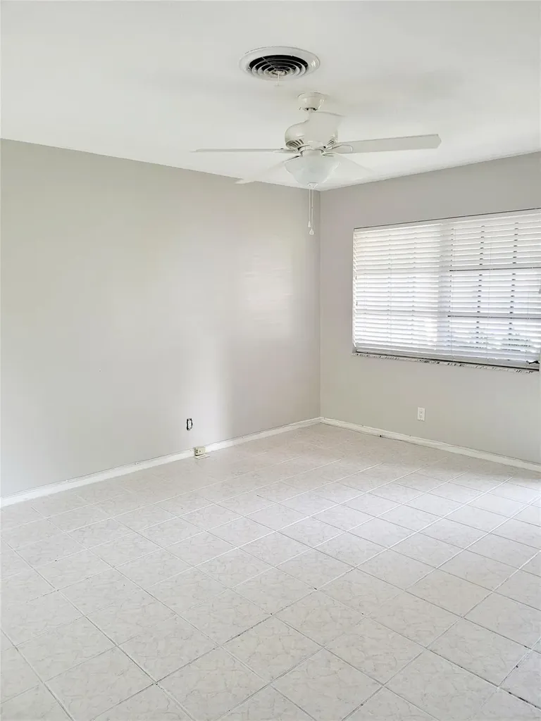 2120 NE 41st Street Lighthouse Point FL 33064