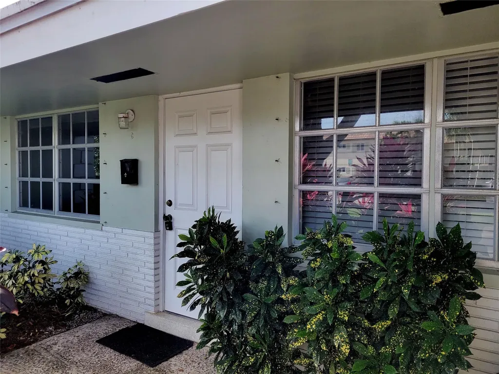 2120 NE 41st Street Lighthouse Point FL 33064
