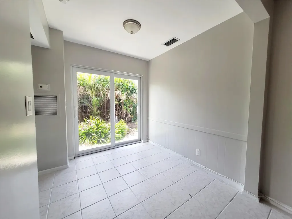 2120 NE 41st Street Lighthouse Point FL 33064