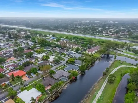 8270 NW 66th Terrace Tamarac FL 33321