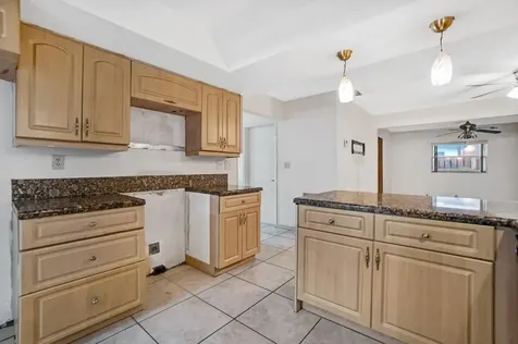 8270 NW 66th Terrace Tamarac FL 33321