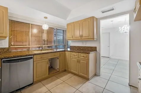 8270 NW 66th Terrace Tamarac FL 33321