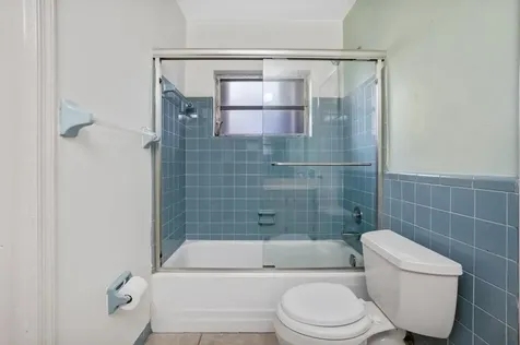 8270 NW 66th Terrace Tamarac FL 33321