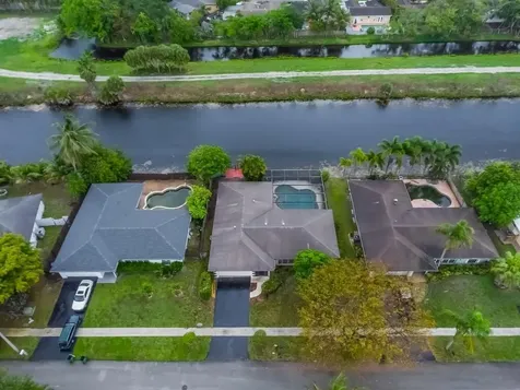8270 NW 66th Terrace Tamarac FL 33321