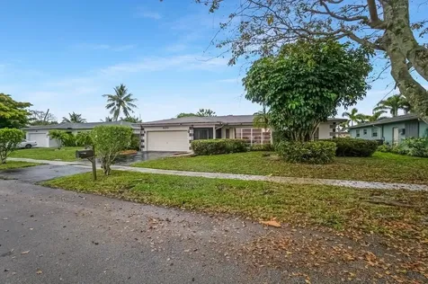 8270 NW 66th Terrace Tamarac FL 33321