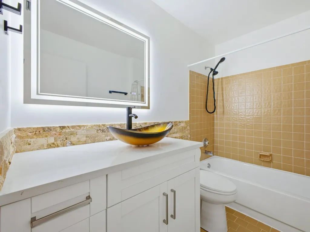 56 Baytree Circle Boynton Beach FL 33436
