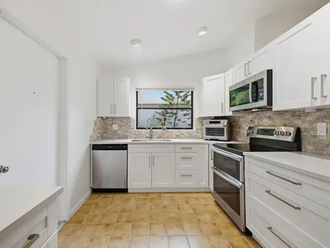 56 Baytree Circle Boynton Beach FL 33436