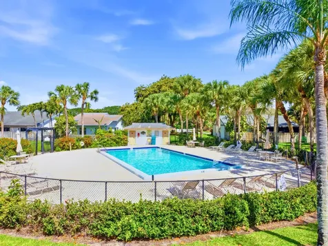 56 Baytree Circle Boynton Beach FL 33436