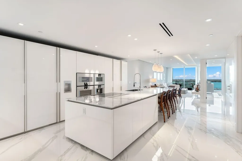 10201 Collins Avenue Bal Harbour FL 33154