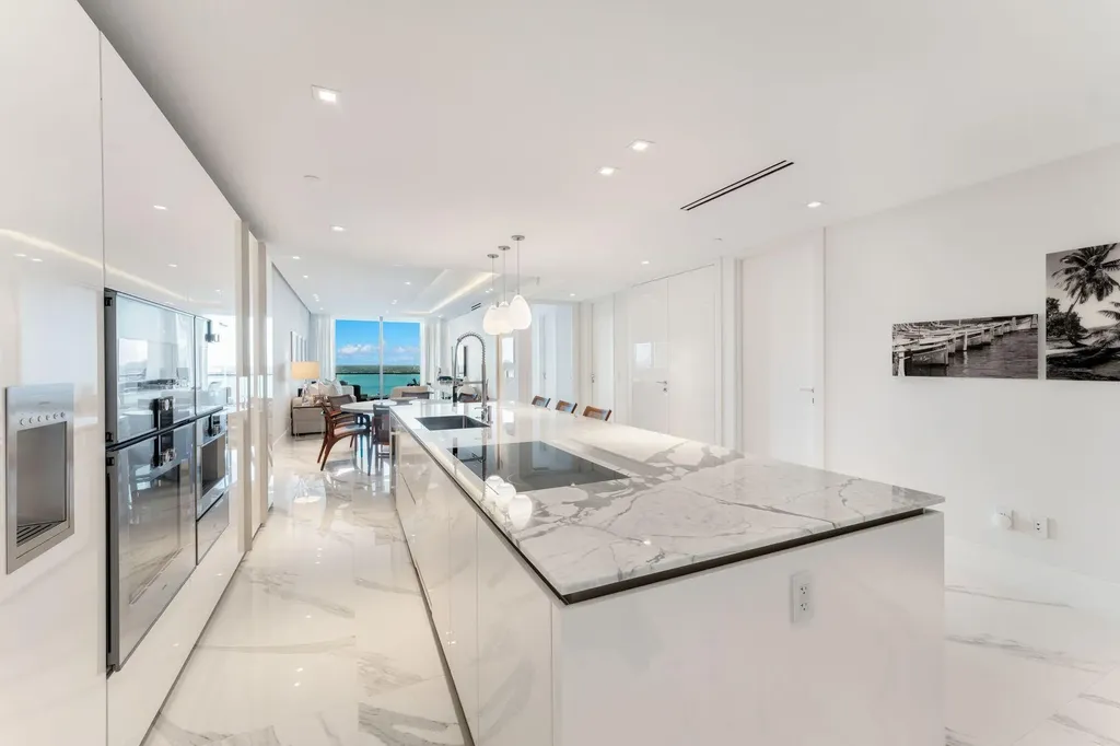 10201 Collins Avenue Bal Harbour FL 33154